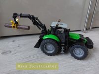 Siku Forsttraktor Baufahrzeug Waldschlepper John Deere Trecker Münster (Westfalen) - Centrum Vorschau