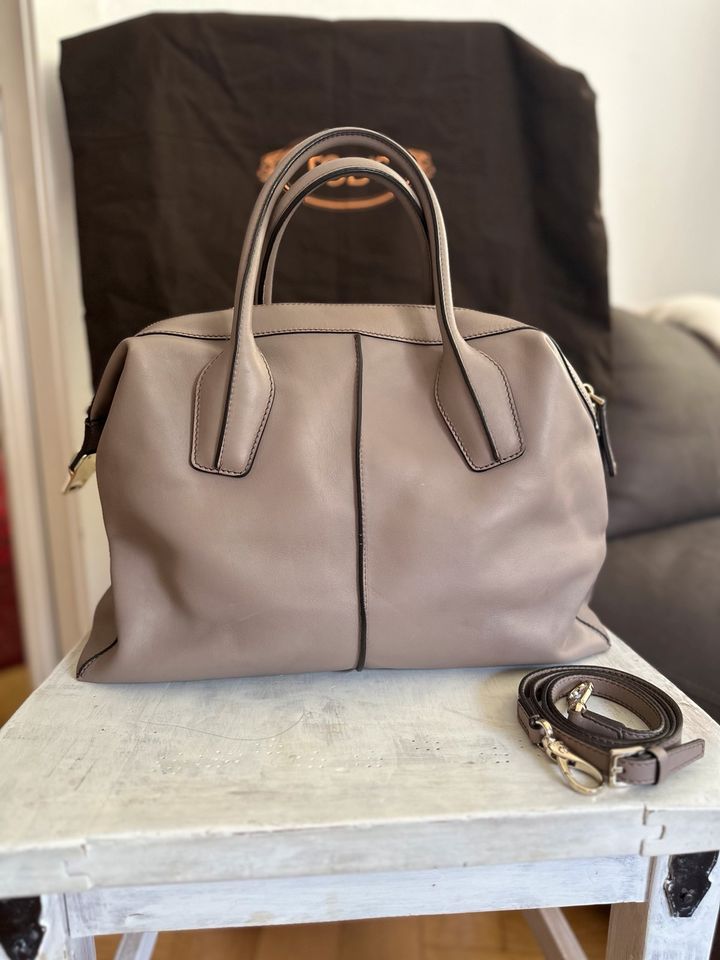 Original Tod’s Bauletto D- Style Tasche Bag, Taupe . in Hannover