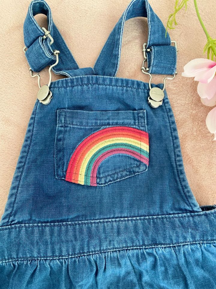 Süßes Regenbogen Alana Latzkleid Jeans Kleid Gr 98 Waldorf Bio in Bad Rappenau