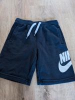 NIKE Kurze Hose, Stoff, Gr. 122 Parchim - Landkreis - Zölkow Vorschau