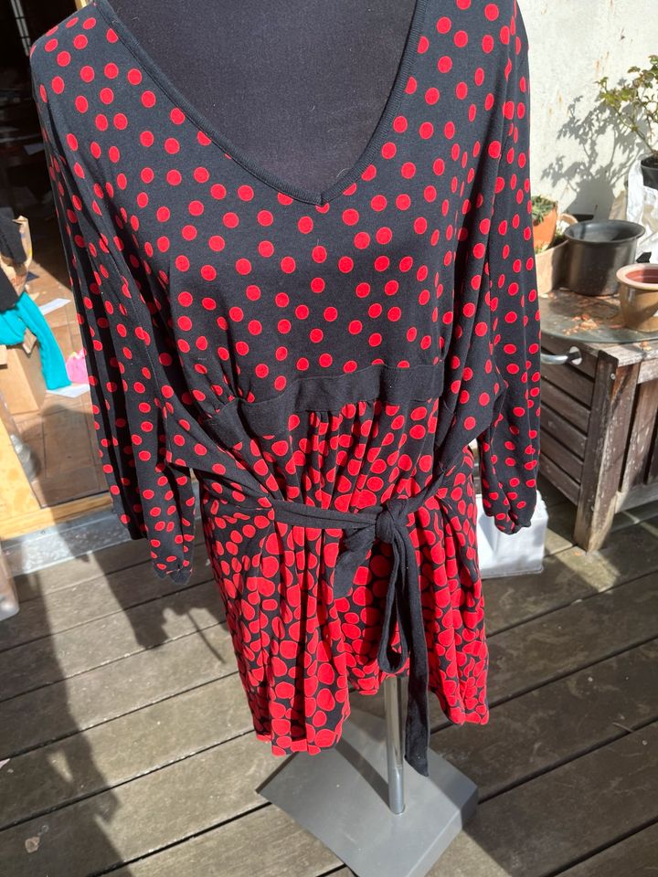 Polka dots Kleid mit Punkten in Rostock