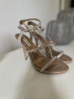 Steve Madden Sandalen mit Absatz Gr.39 Nordrhein-Westfalen - Solingen Vorschau