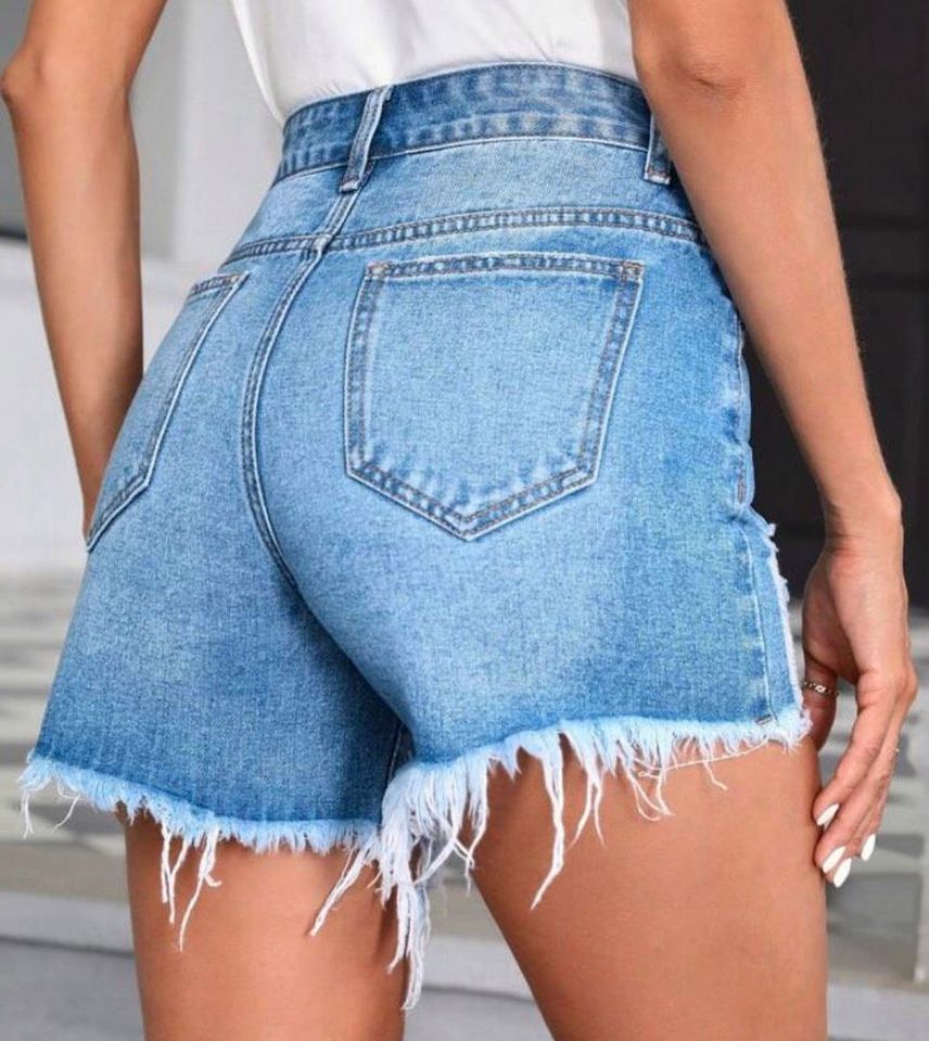 Denim Jeans Shorts Gr. 26 neu in Dietenheim