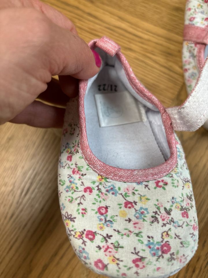 Sterntaler Babyschuhe/ Krabbeln Sommer in Stuttgart