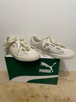 Puma Schuhe Sneaker weiss mit Glitzer Größe 36 guter Zustand Nordrhein-Westfalen - Leverkusen Vorschau
