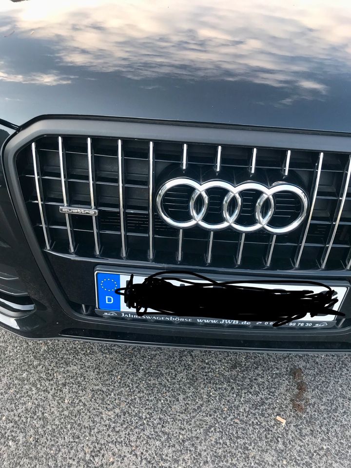 Audi Q5  2,0 177 ps in Köln