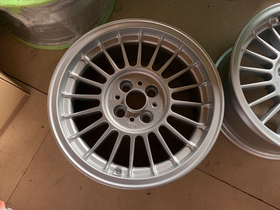 OZ HeyKing Alpina Optik Felgen 7x15 ET12 e30 4x100 NEU gepulvert in Pegnitz