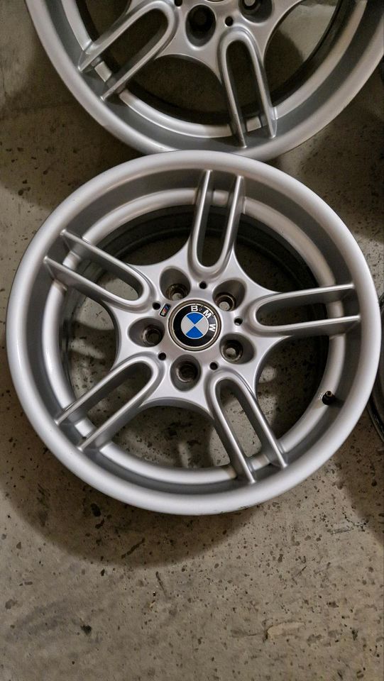 Alufelgen BMW E39 M 2229035 2228995 17Zoll in Rostock