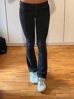 Schwarze Zara schlaghose flared jeans bootcut low waist Thüringen - Erfurt Vorschau