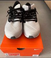 Nike Air Pegasus, mit schuherhöhung rechts 1,5 cm, letzter Preis Köln - Bayenthal Vorschau