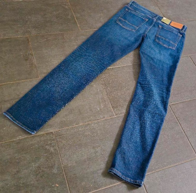 Marco O'Polo Jeans Grösse W32 L36 blau neu + Etikett in Königswinter