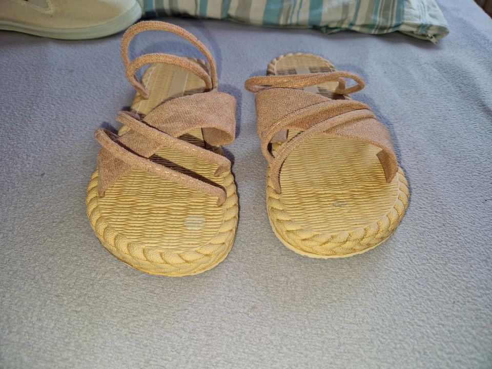 Sandalen 39/40 in Feilbingert