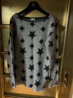 Saint Laurent Pullover Sterne grau schwarz gold Gr. S top tasche Berlin - Neukölln Vorschau