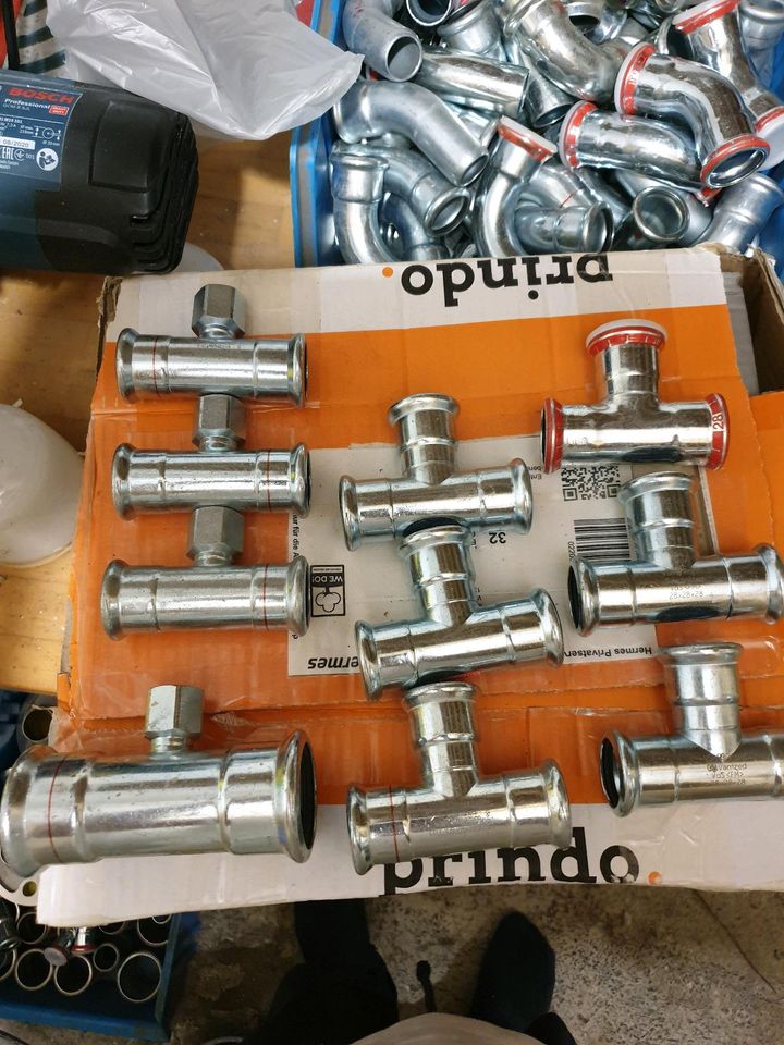 Edelstahl und C Stahl Fittings 15 18 22 28 35 42 bis 104 in Otterfing