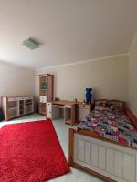 Kinderzimmer: Bett, (Wickel-)Kommode, Regal, Kleiderschrank Nordrhein-Westfalen - Langenberg Vorschau