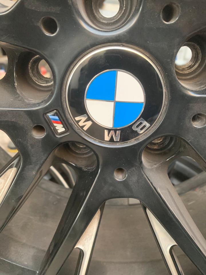 Original BMW M Felgen 3er/F30/F31/4er/F32/F33   225/35R20 90Y in Nürnberg (Mittelfr)