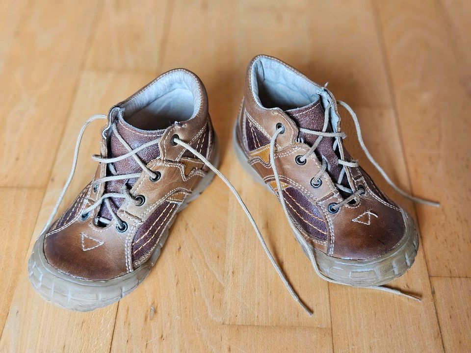 Kinderschuhe - Halbschuhe - braun - cognac - Größe 24 in Neustadt am Rübenberge