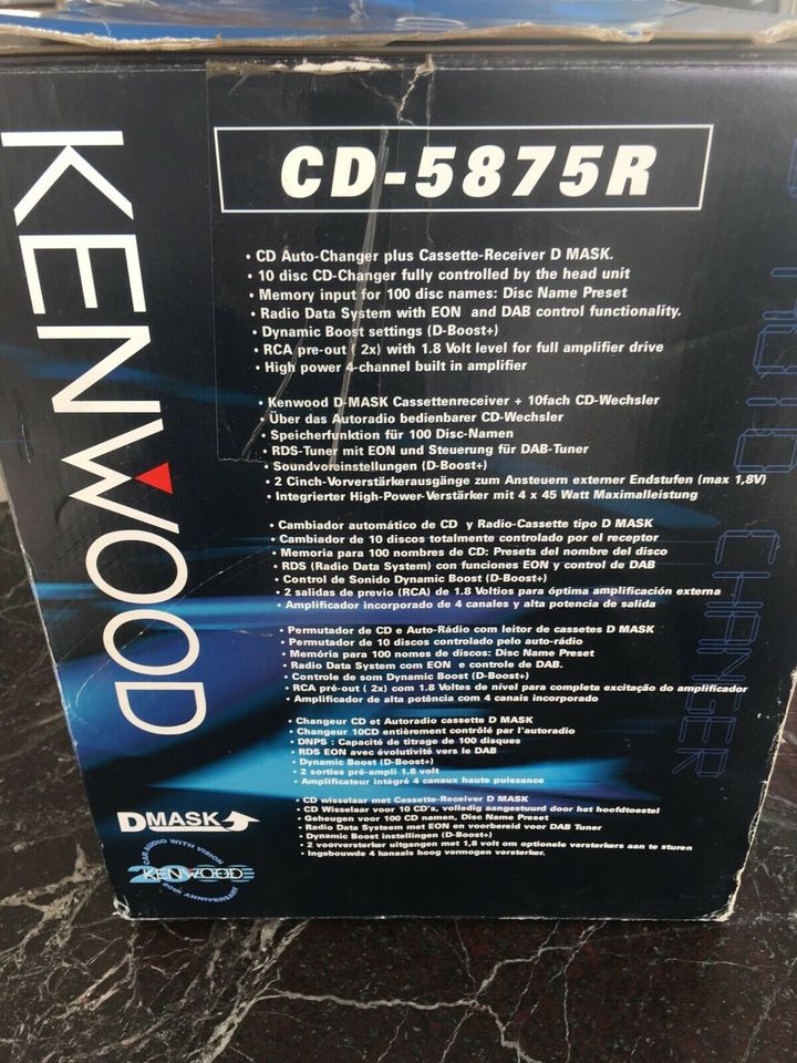 Neuwertige Kenwood Autoradio- Stereo Anlage mit CD Wechsler. in Mainz