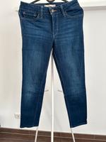 Levis Levi‘s Jeans blau 712 Slim 25 Wuppertal - Oberbarmen Vorschau