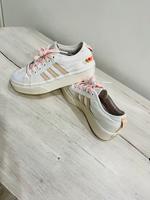 Adidas Nizza  Plateau Niedersachsen - Niedernwöhren Vorschau