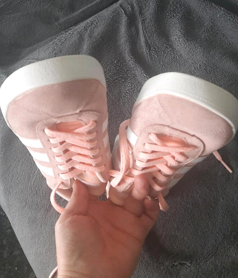 ADIDAS VL Court 2.0 echtes velours Leder gr. 38 3/4 wie NEU in Parsau