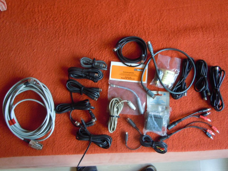 Kiste voll mit 19 Kabel Adapter Stecker Hifi Stereo Mono Hirschma in Aachen