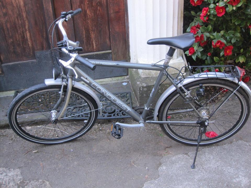 Herrenfahrrad Conquest Performance 26 Zoll Shimano Reifen neu! in Thedinghausen