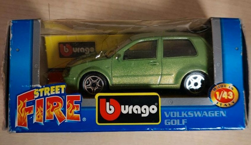 Modellauto Volkswagen Golf IV 1:43 OVP in Gevelsberg