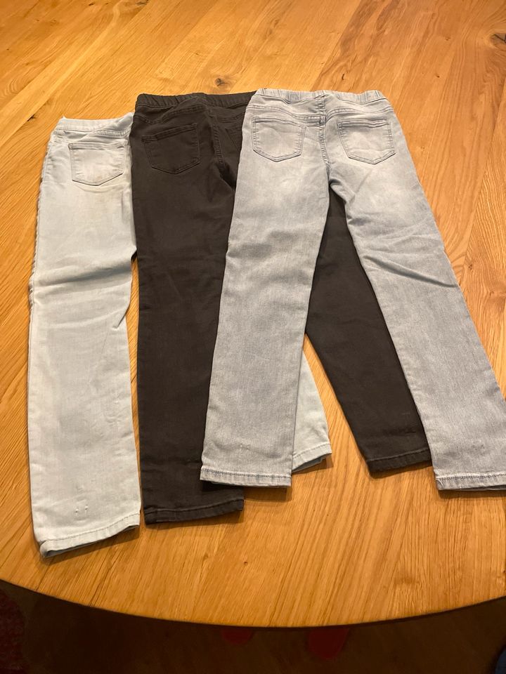 H&M Jeans Paket,Gr.116 in Osterby 