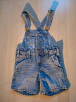 Kurze Latzhose, Shorts, Latzshorts Gr. 104 Jeans H&M Nordrhein-Westfalen - Sassenberg Vorschau