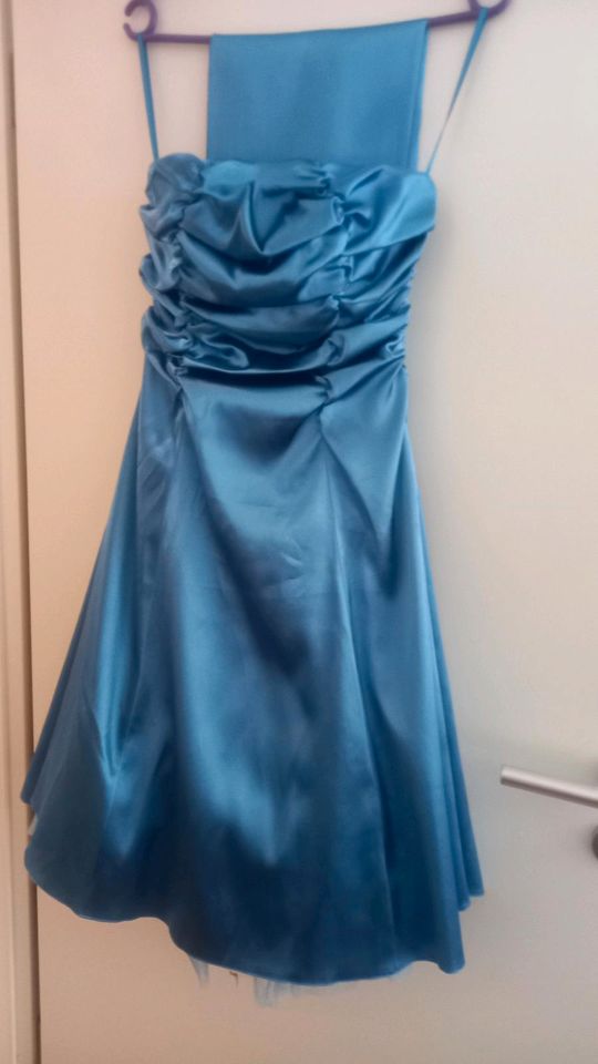 Festliches Kleid für Abiball, Hochzeit, Taufe, etc. Gr.s in Einbeck