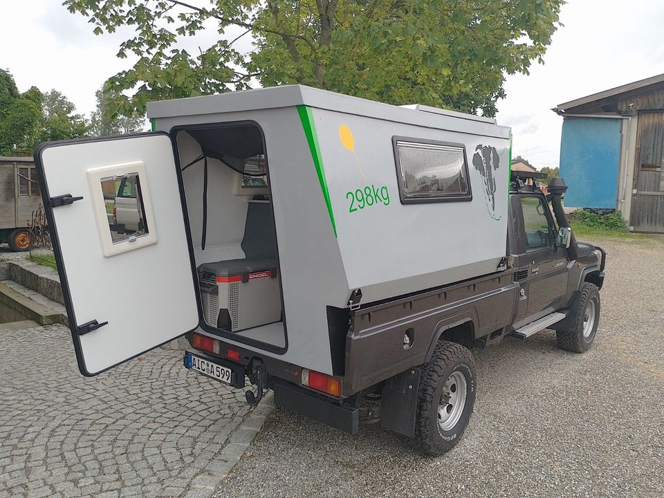 GRJ Landcruiser mit Wohnkabine Toyota Hubdach Reisemobil 4x4 in Kühbach