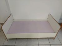 Babybett / Kinderbett 70x140 cm mit Gittern Nordrhein-Westfalen - Erftstadt Vorschau