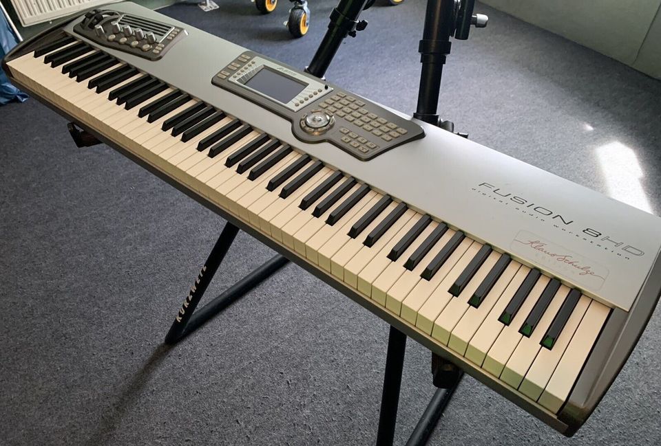 Synthesizer Alesis Fusion 8HD Klaus Schulze Edition  ·  80GB HD in Oldenburg