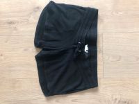 Umstandshose, Shorts, Jogginghose kurze Hose Gr M 38 schwarz H&M Bayern - Hettstadt Vorschau