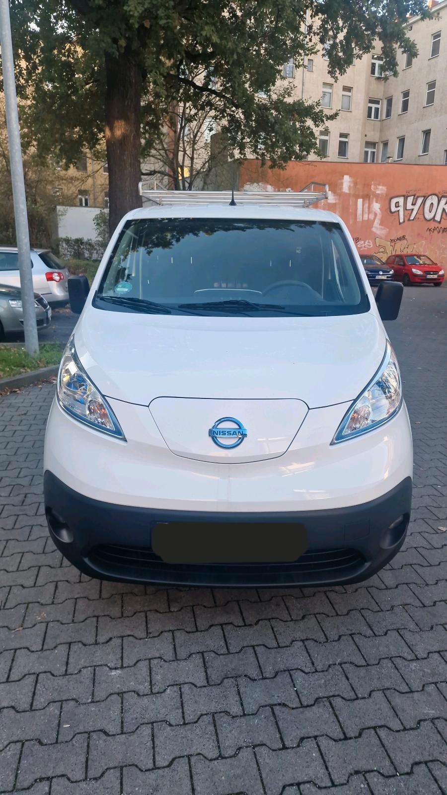 Abbildung des Autos Nissan e-NV200 LKW