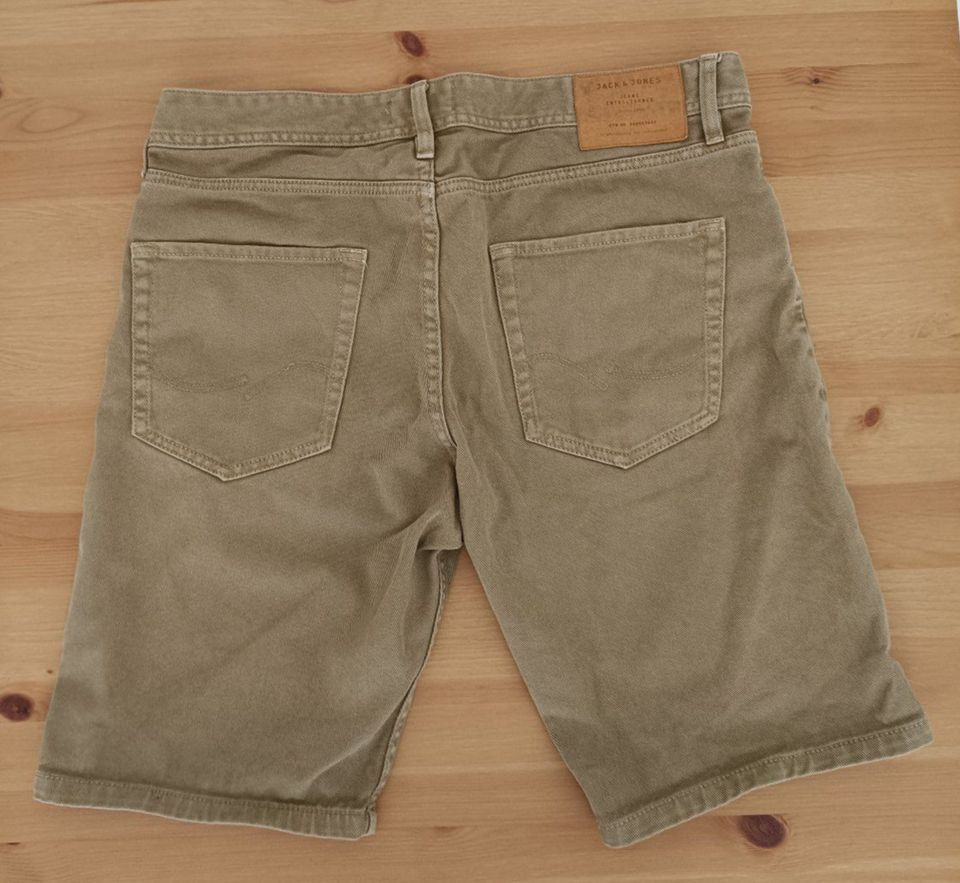 Jack & Jones JJRICK KELP Shorts, beige, sehr gut erhalten in Erlangen