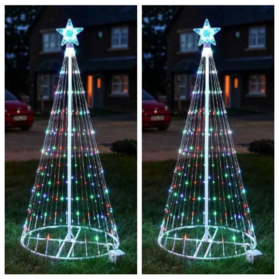 OUTDOOR ANIMATED CHRISTMAS TREE LIGHTS in Saarbrücken