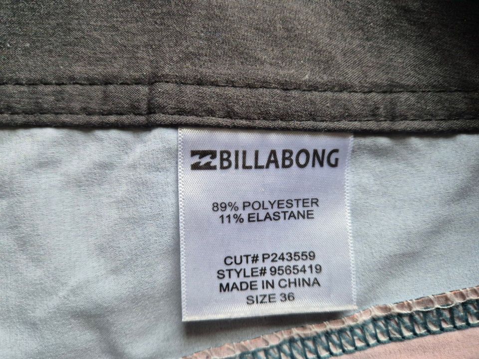 Billabong Boardshorts 36 kurze Hose Herren Platinum X in Dresden