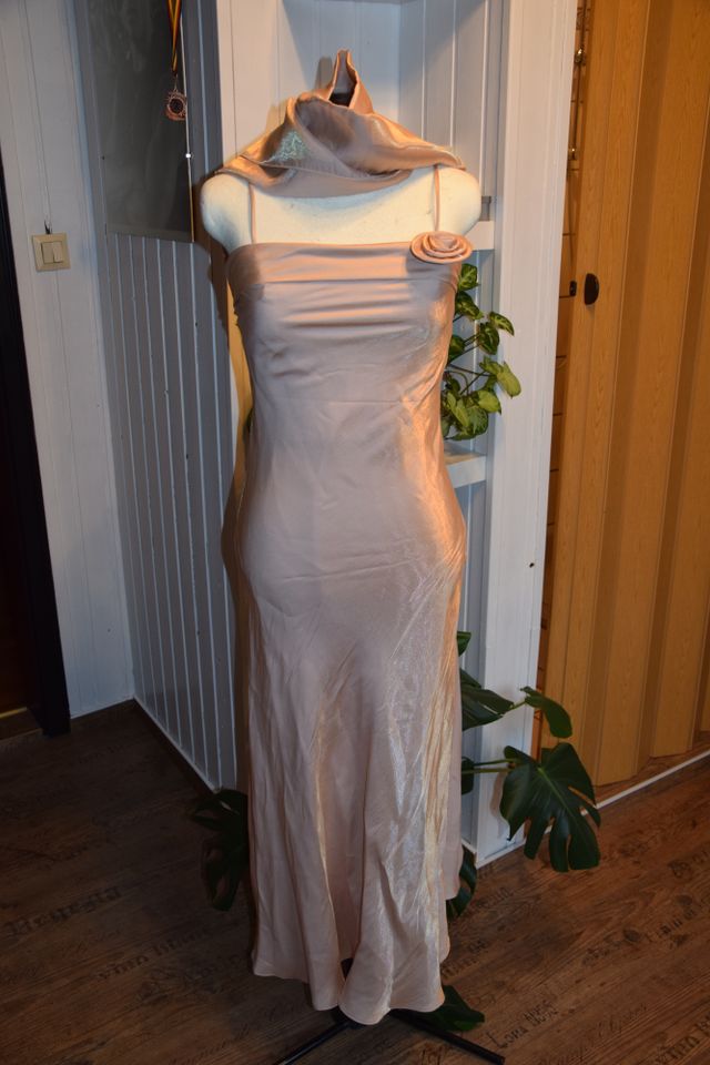 Sommerkleid Kleid Gr.T2 34/36 beige glitzerschimmer Ballkleid NEU in Schorfheide