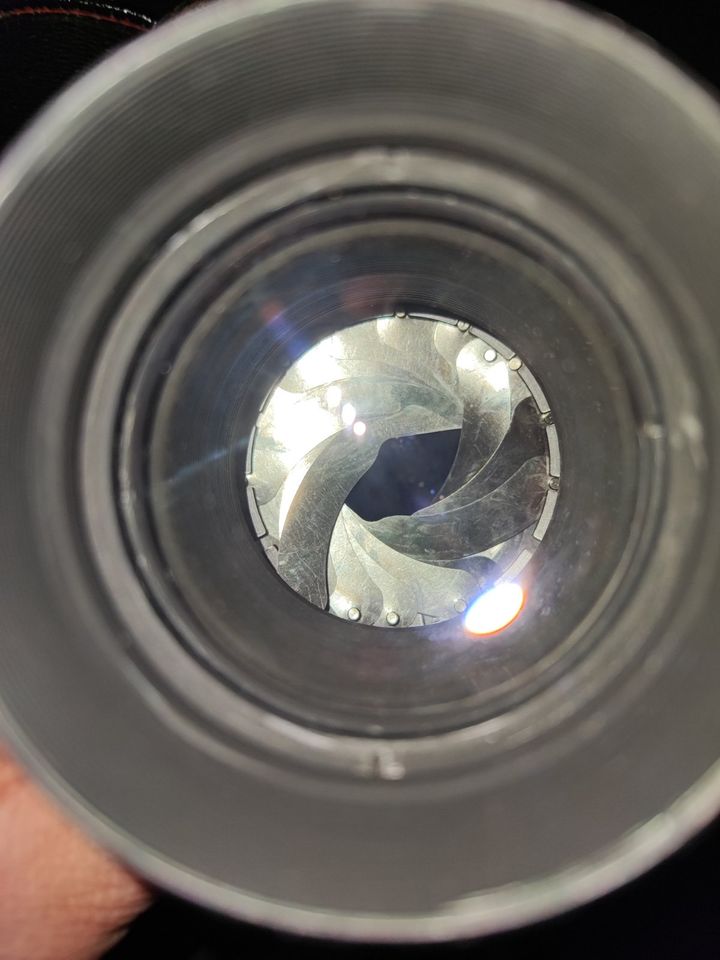 Ihagee Exa 500, analoge Spiegelreflexkamera mit viel Zubehör in Guxhagen