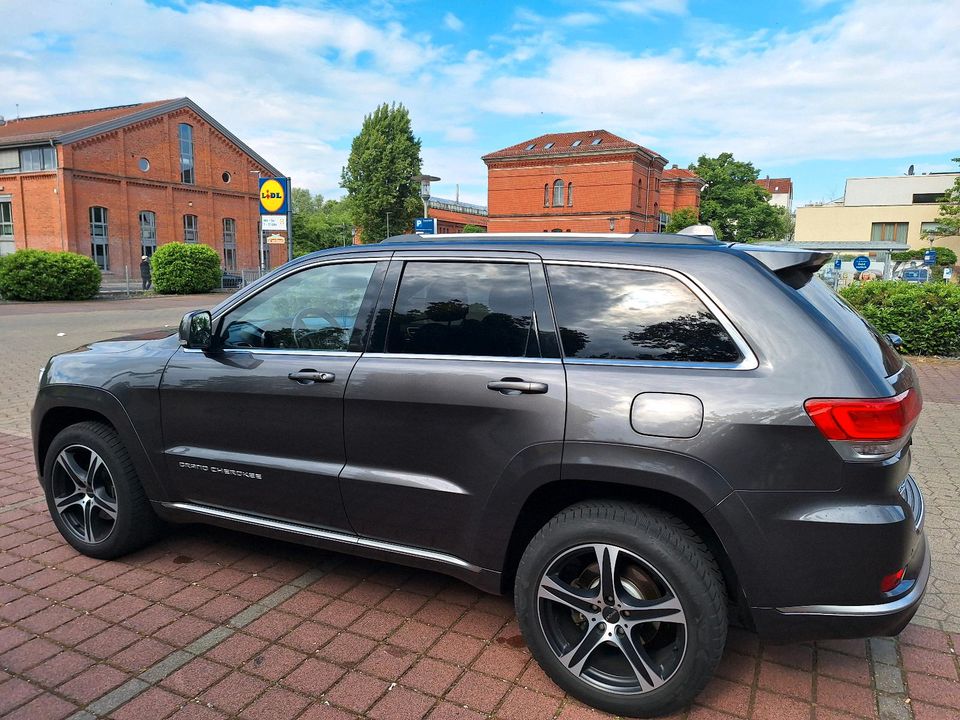 Jeep Grand Cherokee Summit 3.0 in Hannover