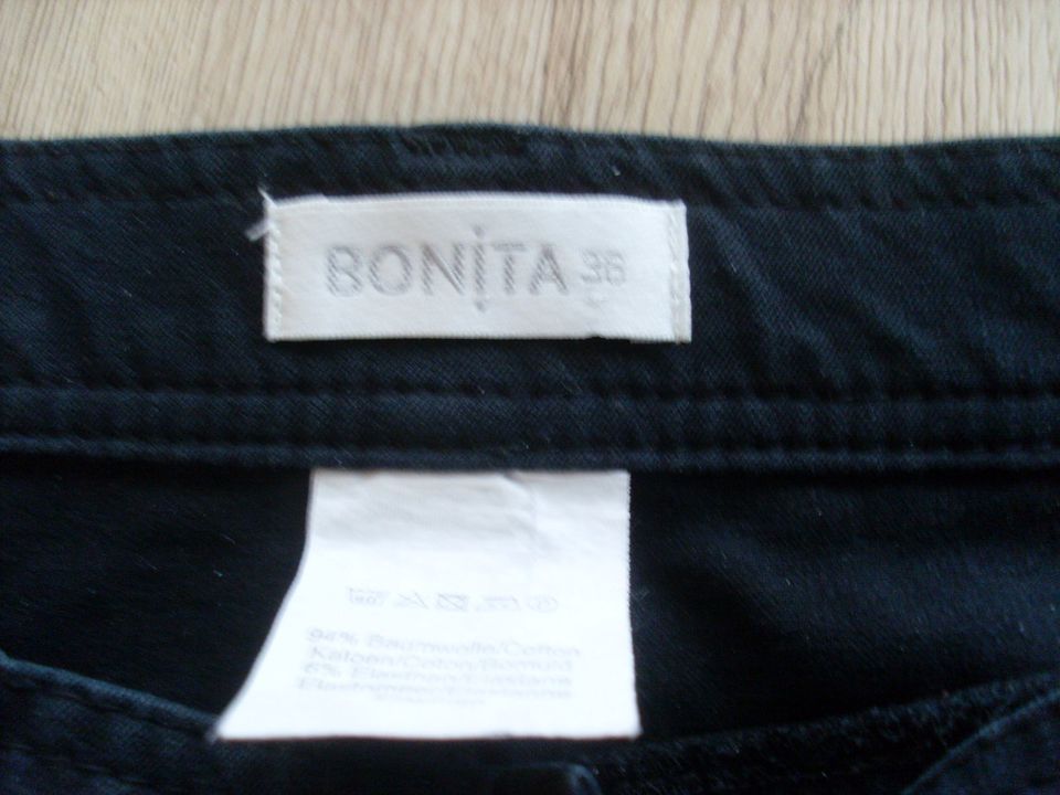 Bonita Jeanshose in schwarz Gr. 36 in Bergkamen