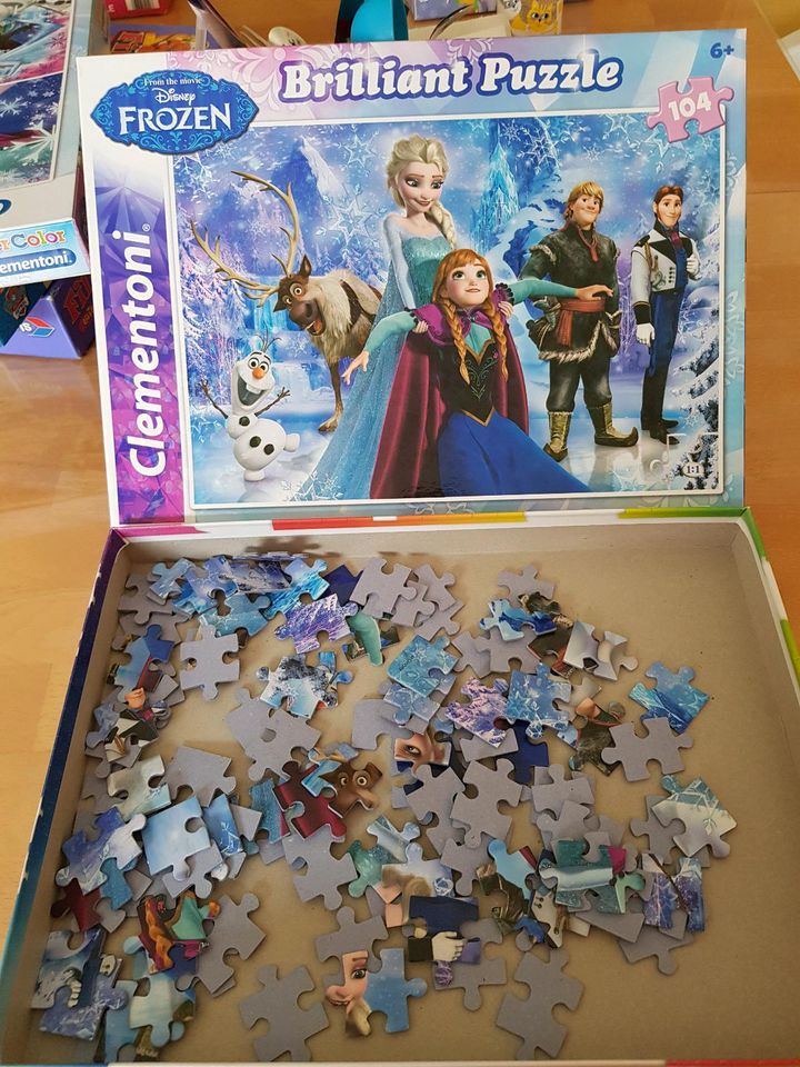 Schönes Anna und Elsa Puzzel, 104 Teile in Langenberg