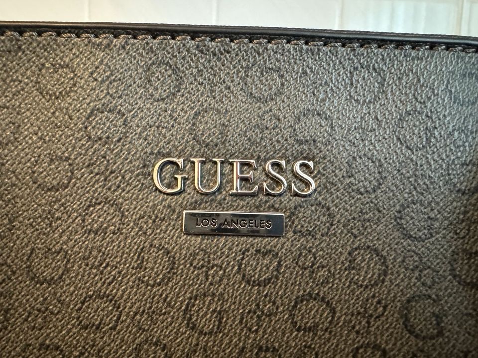 GUESS Shopper Tasche Damen, NEU in München