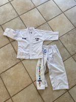 Taekwondo Anzug Größe 110 Bayern - Germering Vorschau