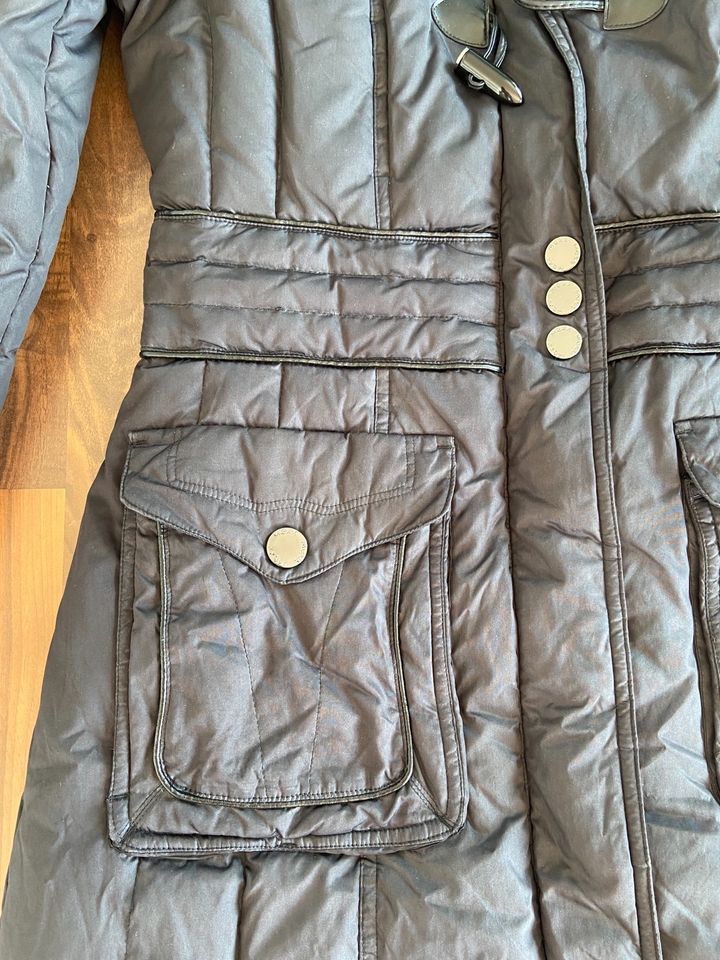 MEXX Mantel / Winterjacke Gr. 40 schwarz in Wirges  