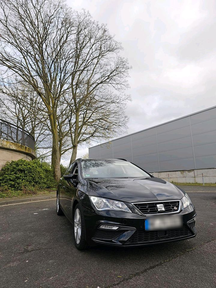 Seat Leon FR 2.0 TDI DSG in Neuss