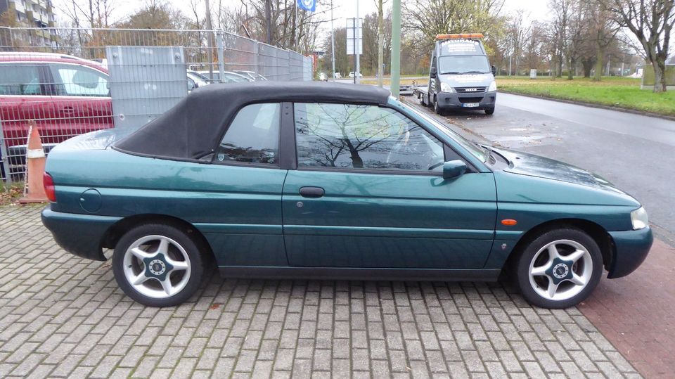 Ford Escort Ghia/ Cabrio/ 5 Sitzer/ 46.000TKM/ TOP!! in Duisburg