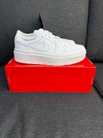 Jordan 1 Low Elevate Gr 43 weiß Air Force Sneaker Nike Nordrhein-Westfalen - Düren Vorschau